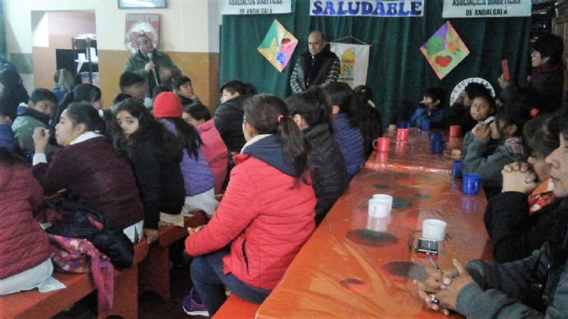 Las escuelas primarias de Andalgalá recibirán cobertura integral en Salud