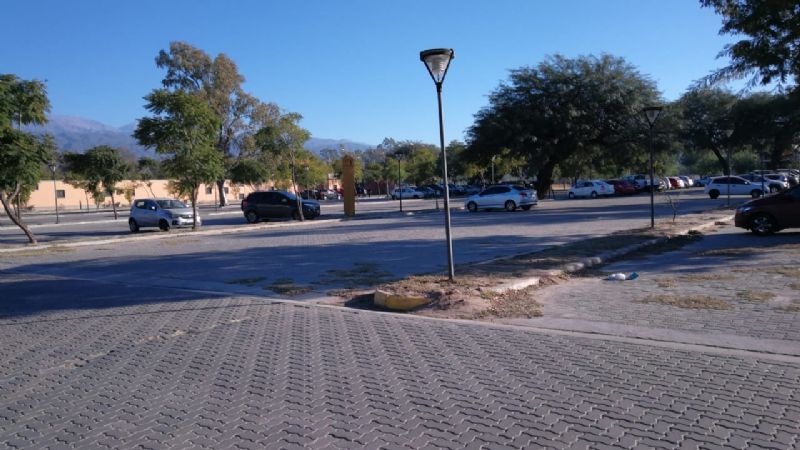 Paro total: Oficinas cerradas en el CAPE