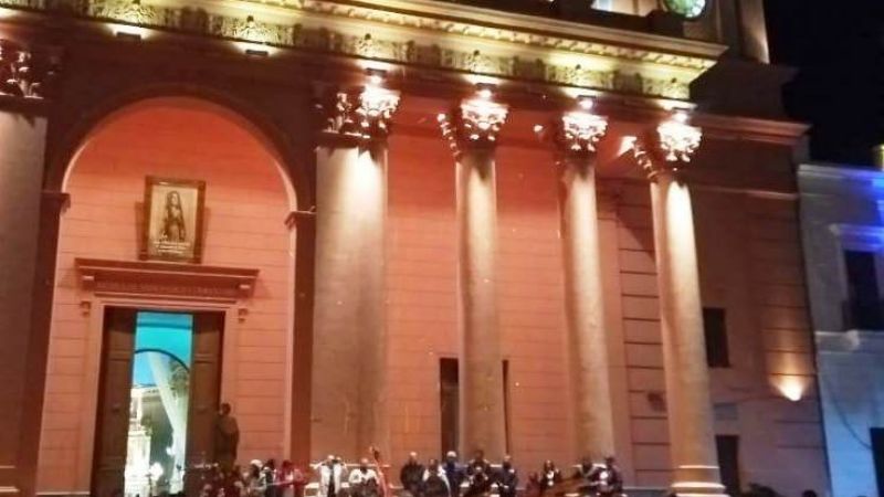 Con misa, procesión y fogata, la ciudad celebró a su Patrono San Juan Bautista