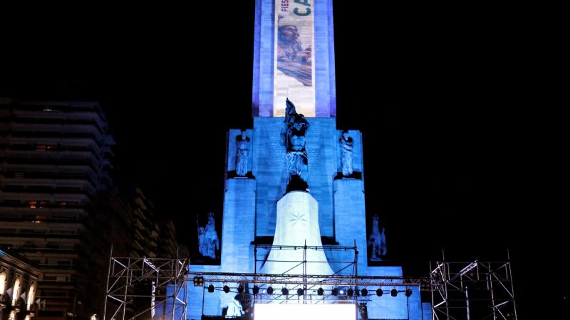 Este jueves, el Poncho se presenta en Buenos Aires