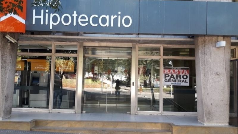 En los bancos, la adhesión al paro fue del 90%