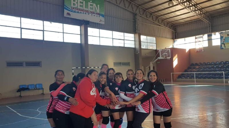 Se completo la 16 fecha de la Liga Regional de Vóley en Belén