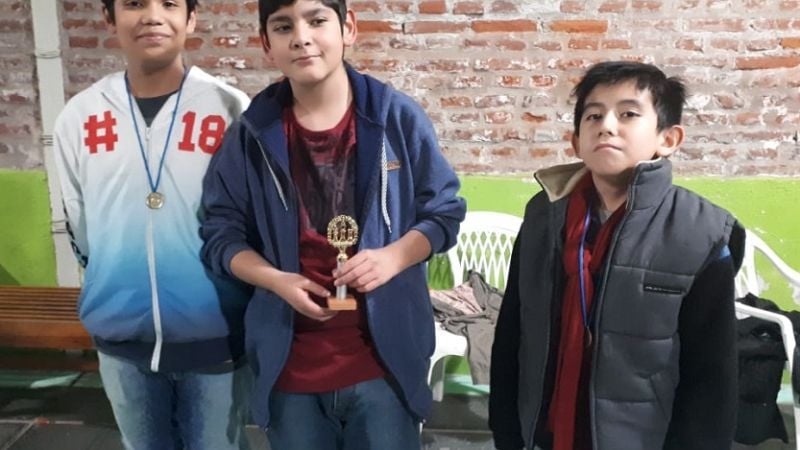 Capital ya tiene representantes de Ajedrez a los Evita