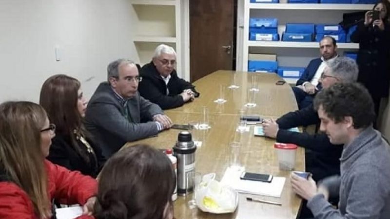 Diputados recibieron al Padre Oscar Tapia