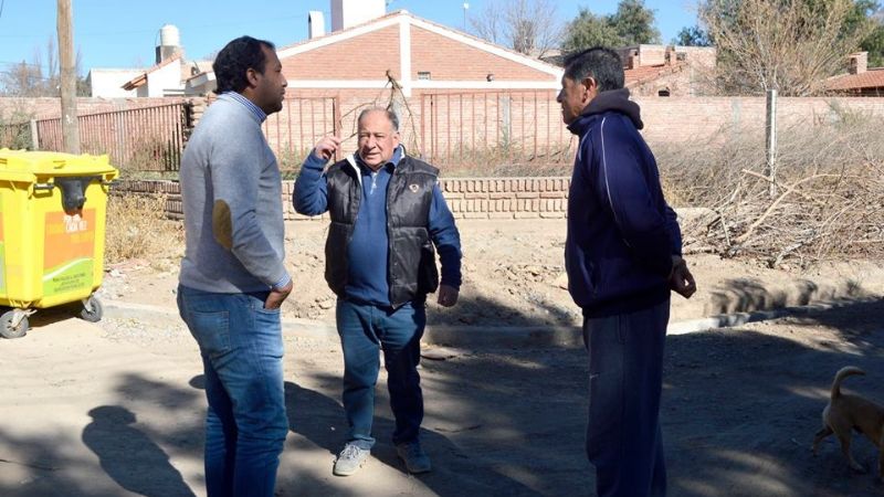Avanza la urbanización y pavimentación de barrios históricos en Santa María