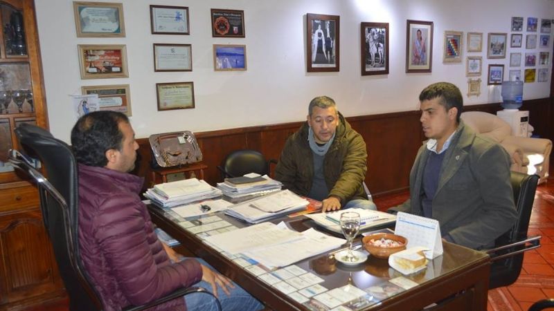 Avanza la urbanización y pavimentación de barrios históricos en Santa María