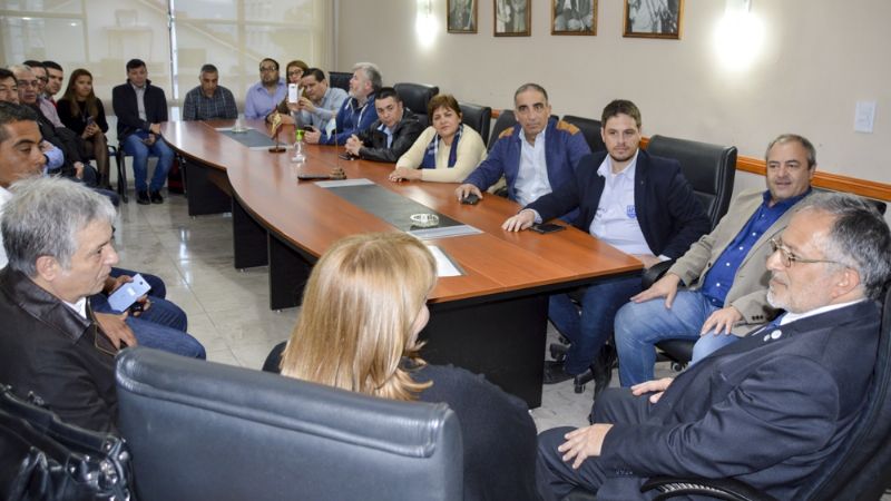Solá Jais recibió a gremialistas legislativos  de todo el país