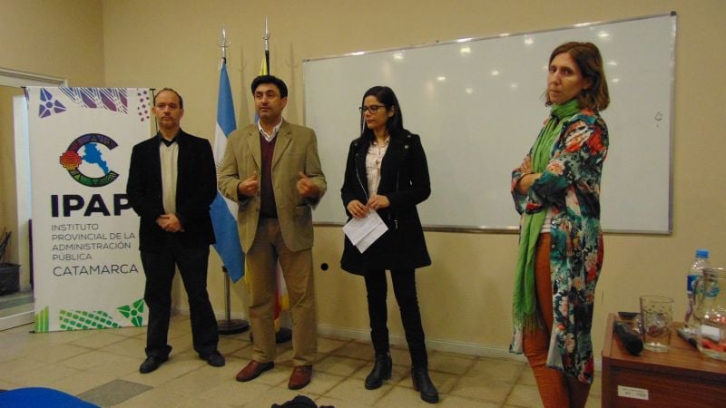 Las políticas sociales, materia de capacitación en el IPAP