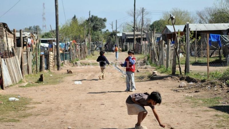 El 40% de los hogares argentinos no cubre la canasta básica