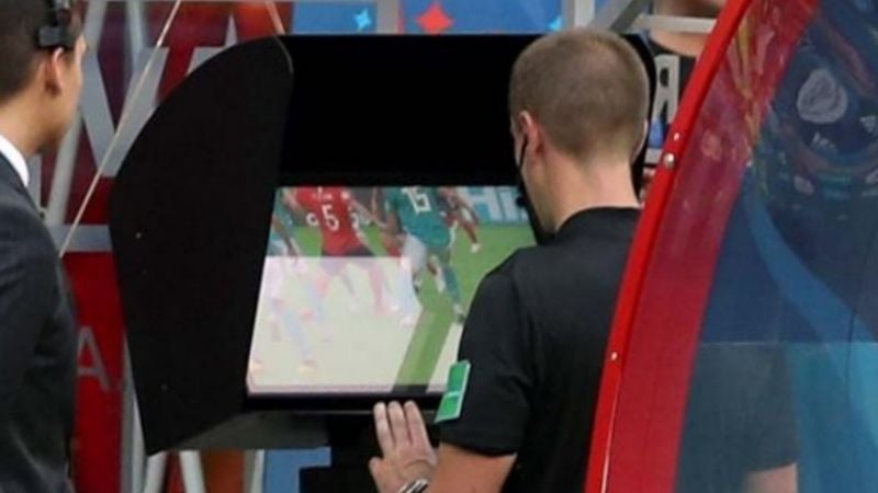 ¿Cómo hubiesen sido los octavos de final del Mundial si no se hubiera usado el VAR?