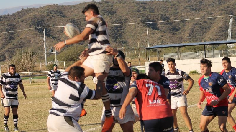 Teros perdió pero le quedó una vida para clasificar
