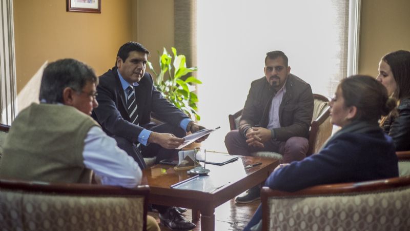 Martel recibió a los representantes de "Coworkinn"