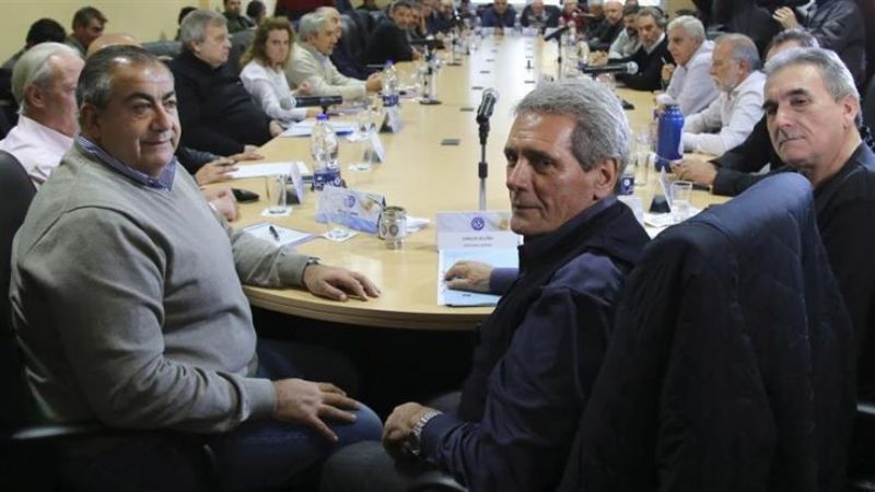 La CGT postergó la decisión de un paro nacional