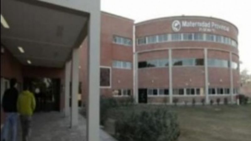 Joven embarazada se cayó al bajar del colectivo