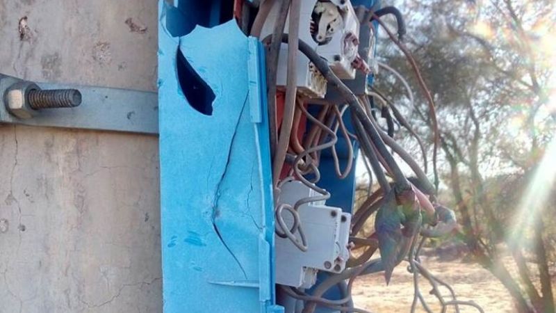 Destruyeron la caja de distribución de energía en Tinogasta