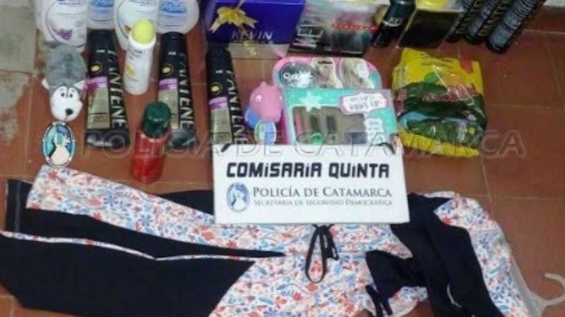 Detienen a dos mujeres por robar en una farmacia