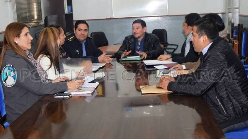 Planifican acciones para la seguridad de vecinos del sur