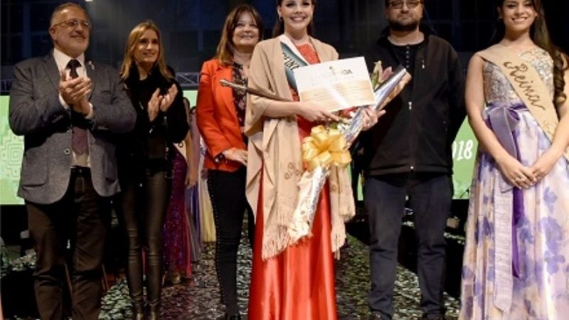 La Reina del Poncho es de Paclín