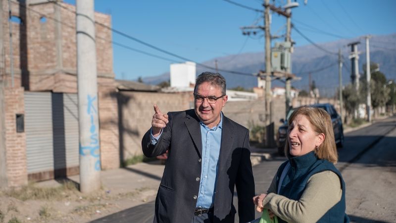 Trabajos de pavimentación en barrios San Marcos y Santa Lucía