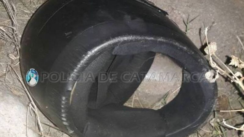 Secuestran una moto, cascos y un celular robados
