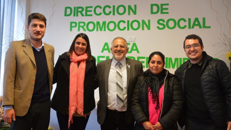 Jóvenes emprendedores recibieron apoyo del Senado