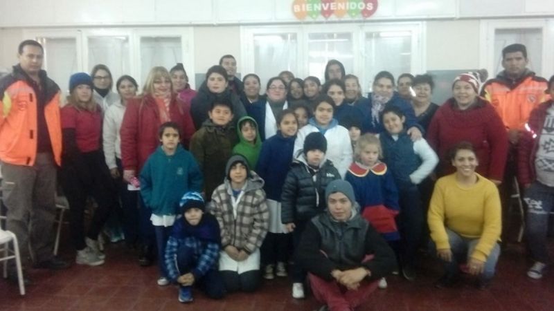 Defensa Civil capacitó a alumnos de la escuela de La Bajada