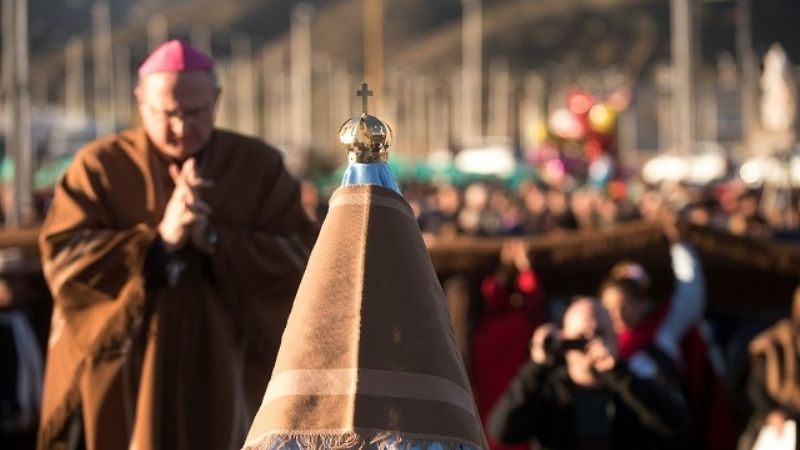 La Virgen del Valle, Patrona Nacional del Turismo, en la Fiesta del Poncho