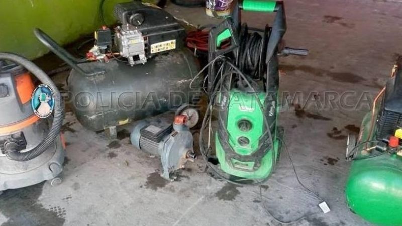 Secuestran droga, elementos robados, y aprehenden a dos personas