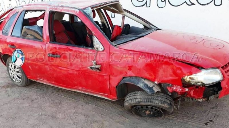 Un herido hospitalizado tras un vuelco en Belén