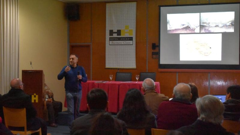 Exposiciones de "Senderos Ancestrales de Memoria-De la mano del Abuelo"