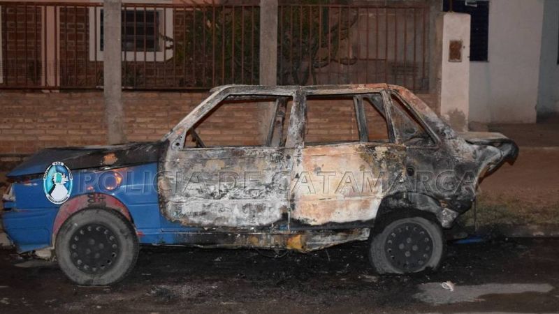 Se prendieron fuego dos autos