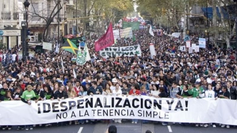 Se viene otro debate histórico: La ley sobre el consumo personal de drogas