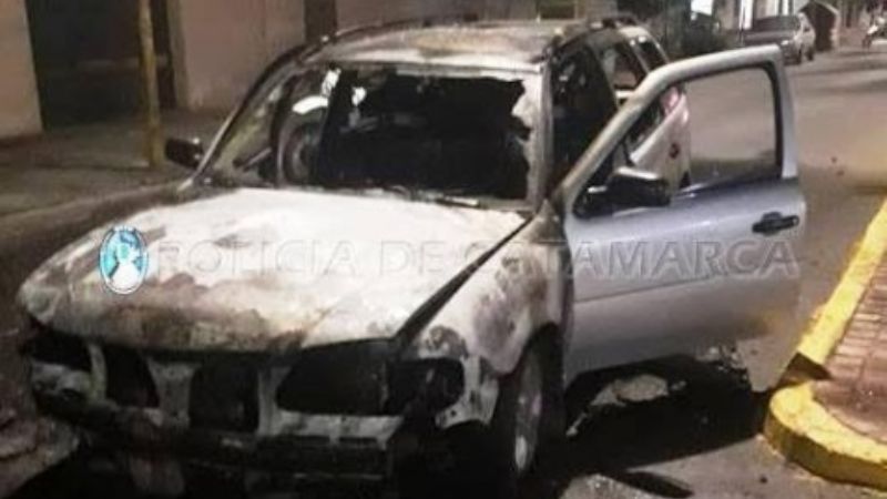 Se incendió un auto
