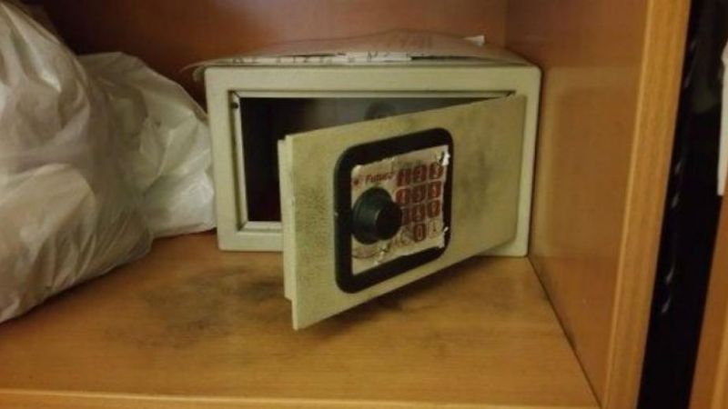 Robaron pesos, dólares y joyas en una vivienda