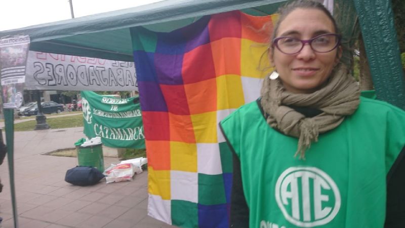 Carpa de los despedidos de Agricultura Familiar