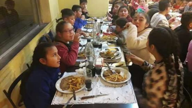 Los niños de la Academia Municipal de Folclore deslumbraron en el Ponchito