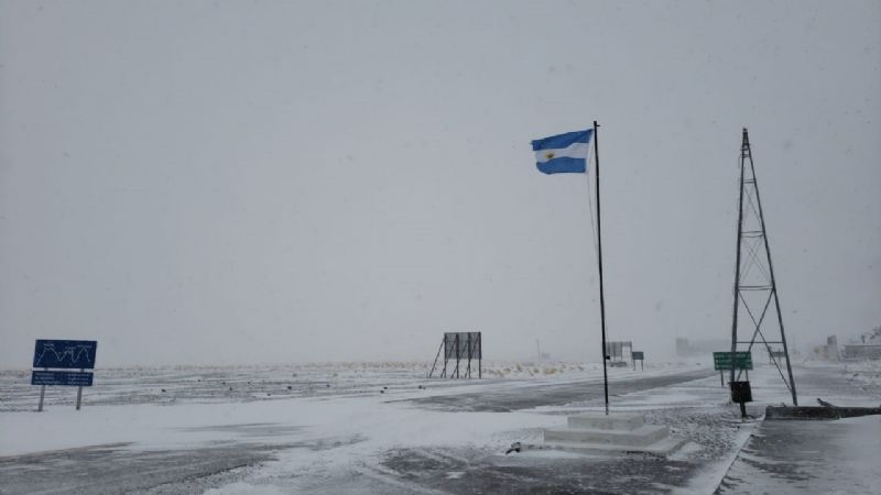 Impresionante nevada desde Cortaderas a Chile