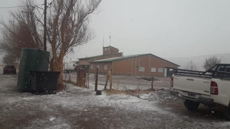 Insólito: la nieve llegó a Antofagasta de la Sierra