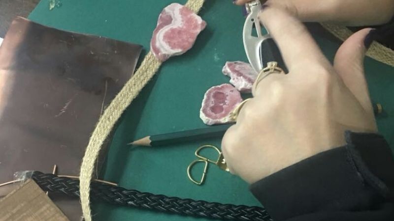 Taller sobre rodocrosita contemporánea