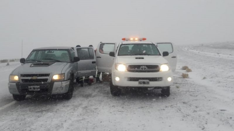 Ruta 60: Precaución de Cortaderas a Las Grutas; Paso, cerrado