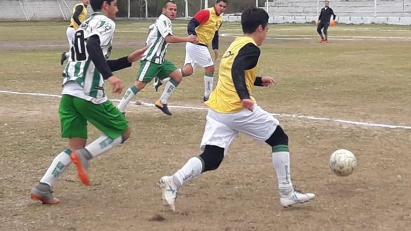 Ensayos de San Martín, Ferrocarriles y Rivadavia