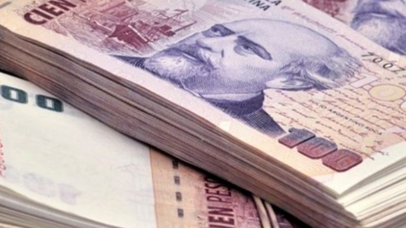 Catamarca deberá ajustar 2400 millones de pesos