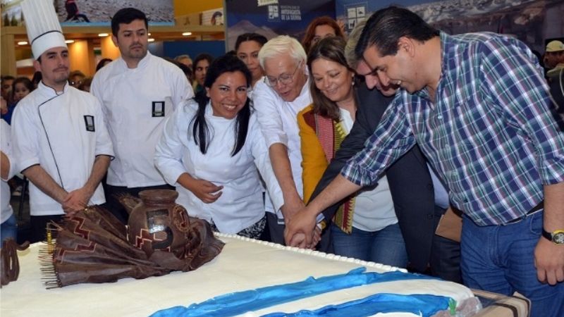 Mañana sábado se presenta en el Poncho el rosquete gigante