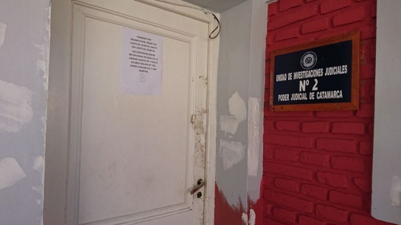 Motociclista se incrustó en el guardarrail