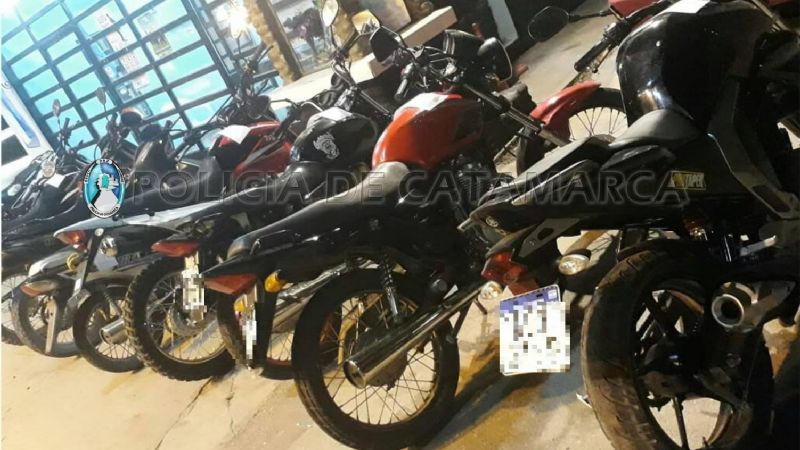 Más de 40 vehículos secuestrados en puestos camineros