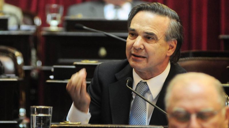 Pichetto no descarta a Tinelli y Lavagna para 2019