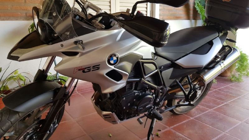 Vendo moto impecable