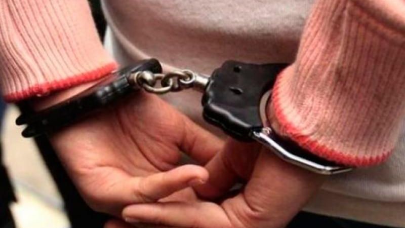 Aprehenden a una mujer buscada por un hecho de violencia