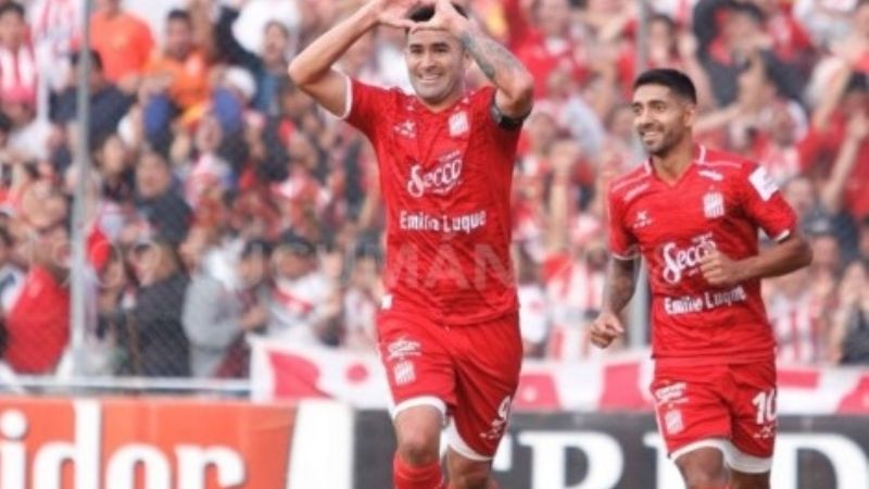 Patronato y San Martín (T) arrancan la Copa Argentina