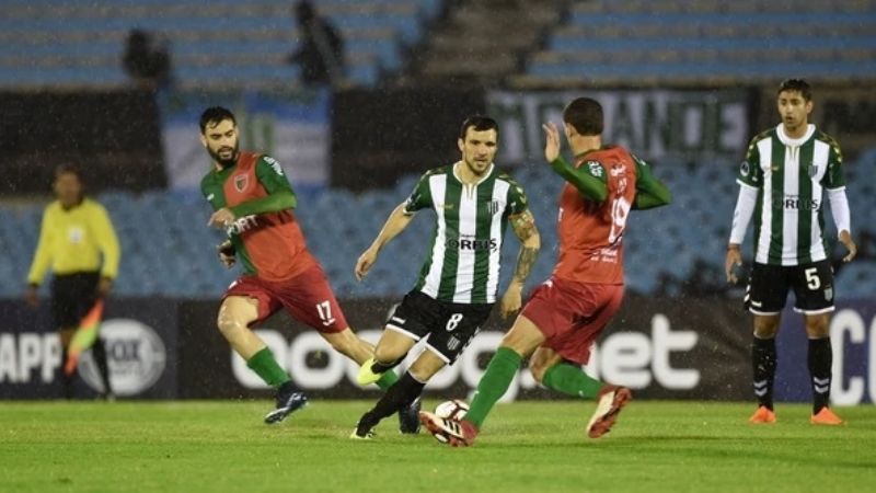 Banfield cayó 0-1 con Boston River, por la Sudamericana